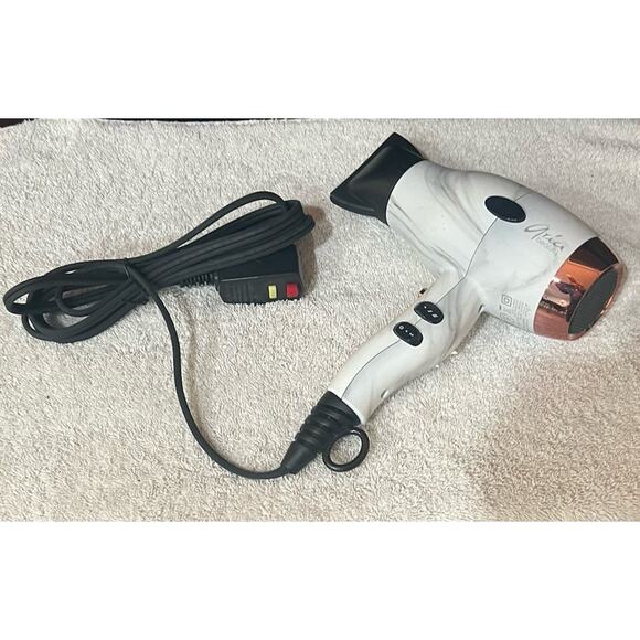 Aria Beauty Other - Aria Beauty Marble Ionic Compact Blow-dryer